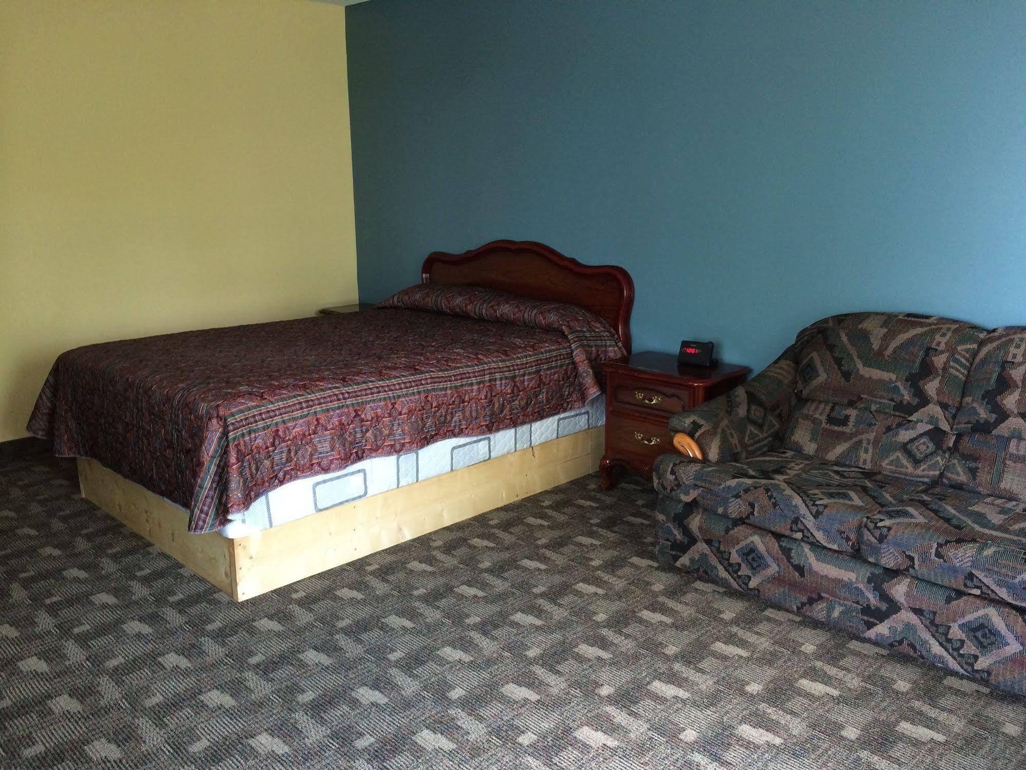Pickle Lake Hotel المظهر الخارجي الصورة